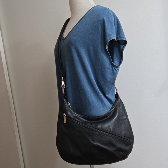 HOBO Handbags - HOBO Black Leather Shoulder Bag/ 10.5 By 15 Inches Wide